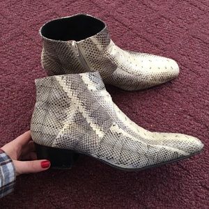 Snakeskin boots | 11